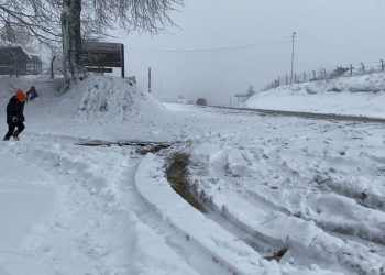 Domaniç’te kar yağışı