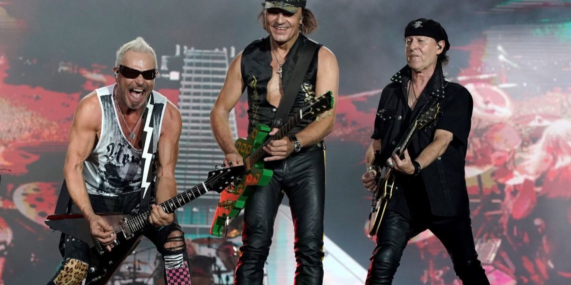 Dünyaca ünlü rock kümesi Scorpions 8 yıl ortadan sonra Türkiye’ye geliyor