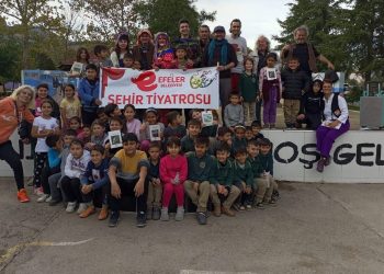 Efeler Belediyesi Kent Tiyatrosu çocuklarla buluştu