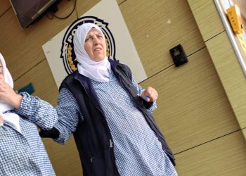 Elini pres makinesine sıkıştıran bayan emekçi yaralandı