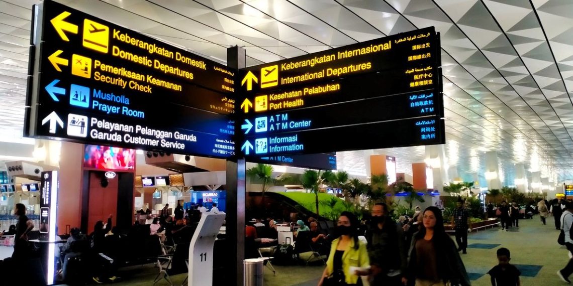 Endonezya’da Covid-19’a karşı termal kameralarla sıcaklık ölçümü tekrar başladı