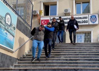 Esenyurt’ta monopol bayiisindeki silahlı hücum : 3 kuşkulu yakalandı