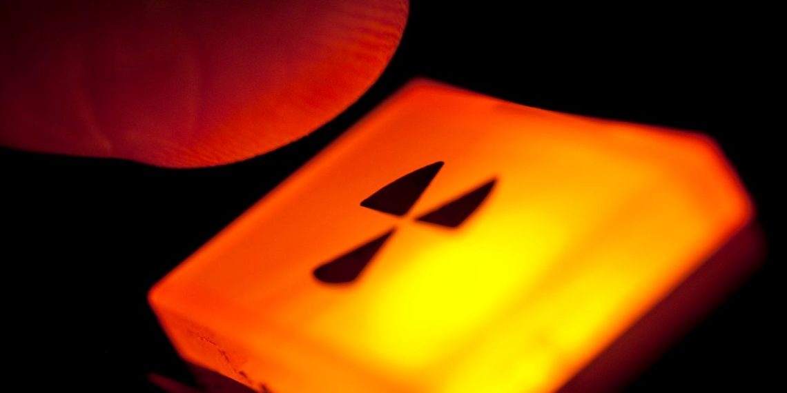 Eski Alman bakandan nükleer silah daveti