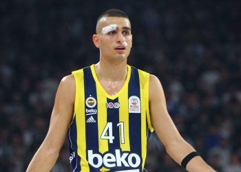 Fenerbahçe’den Yan Madar açıklaması: Kısmi görme kaybı yaşıyor