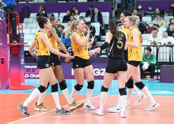 FIVB Bayanlar Dünya Kulüpler Şampiyonası | VakıfBank yarı finalde