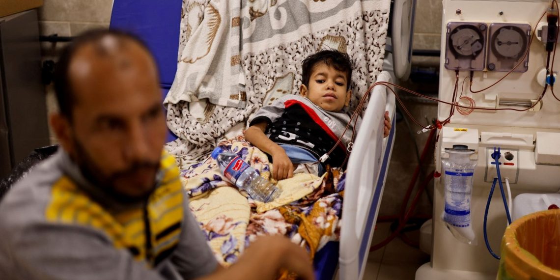 Gazze Sıhhat Bakanlığı: Gazze’deki Nasr Hastanesi’nde kalan 5 çocuk öldü