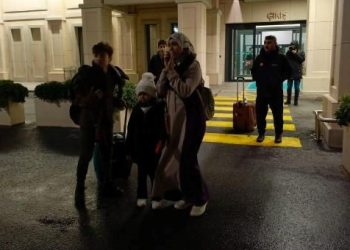 Gazze’den tahliye edilen 130 kişi İstanbul’a geldi