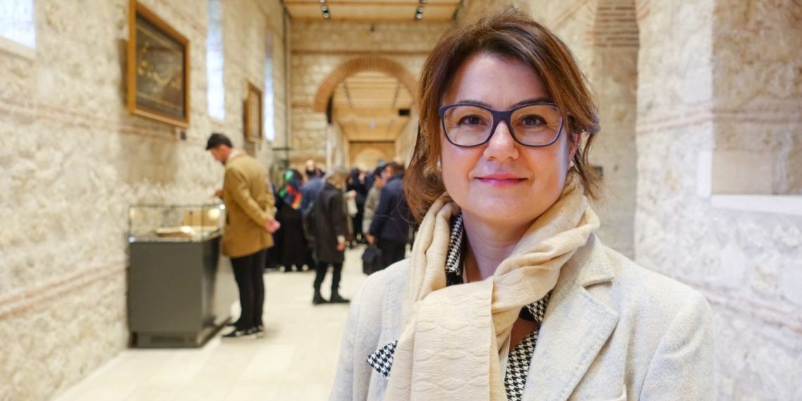 Geçmişten Günümüze Yazma Eser Konservasyonu standı Rami Kütüphanesi’nde