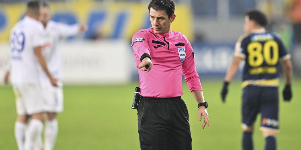 Halil Umut Meler hakemliği bıraktı mı?