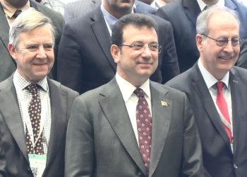 İmamoğlu’ndan DÜZGÜN Parti sorusuna cevap: “Başka partinin içinde yürüyen süreçlerle ilgili konuşmam”