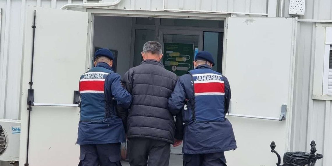 Interpol’un kırmızı bültenle aradığı kuşkulu, Edirne’de yakalandı
