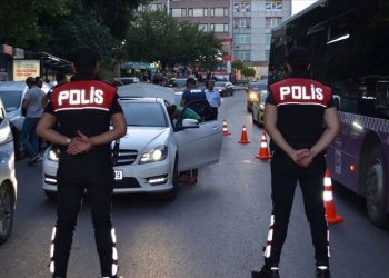 İstanbul’da asayiş uygulamasında aranan 673 zanlı yakalandı