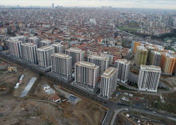 İstanbul’da kaç riskli konut var? Bakan Özhaseki açıkladı