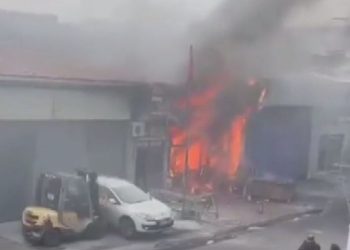 İstanbul’da sanayi sitesinde yangın