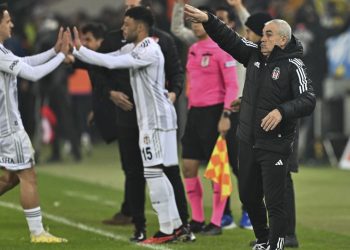 İstek Çalımbay’dan Eric Bailly ve Rachid Ghezzal açıklaması