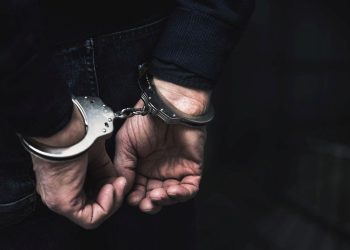 İzmir’de oburlarının yerine ehliyet imtihanına giren 3 “joker”e gözaltı