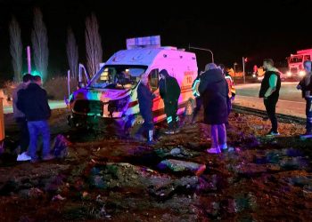 Kahramanmaraş’ta ambulans ile araba çarpıştı: 9 yaralı