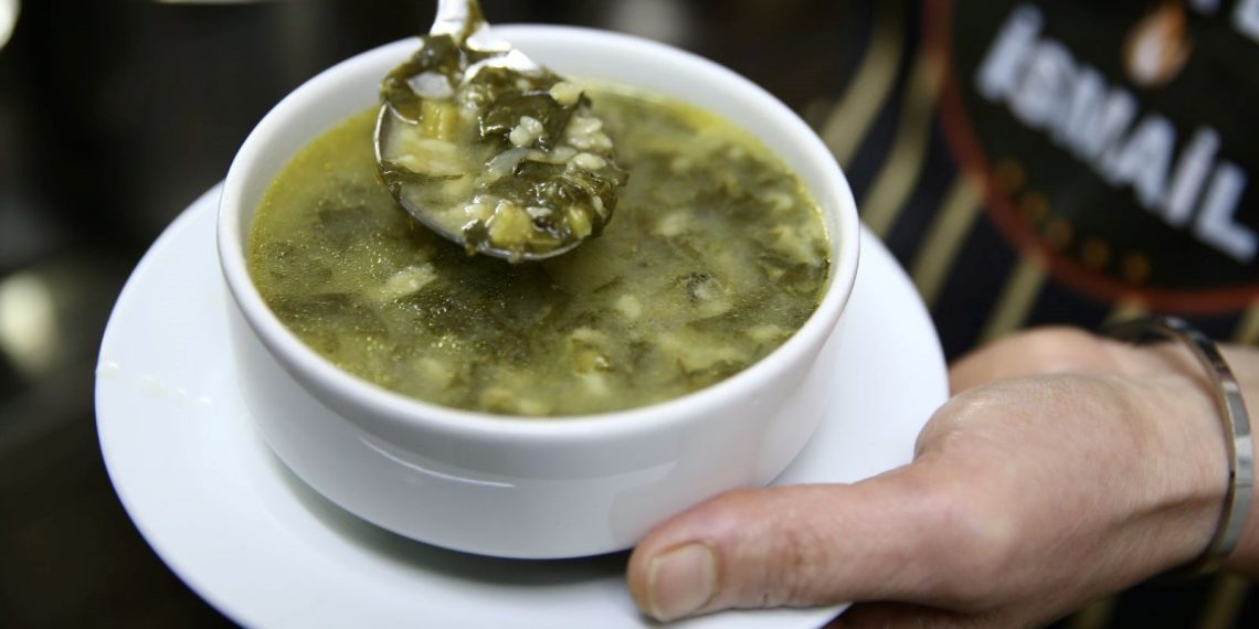 Karadenizliler karalahana çorbasına sahip çıktı