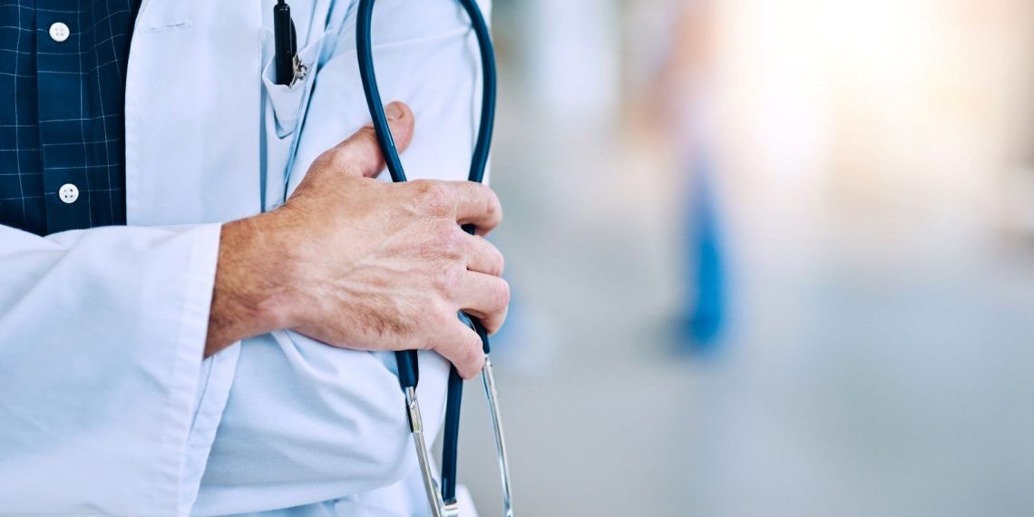 Kırklareli’nde “görevi berbata kullandığı” argümanıyla gözaltına alınan tabip tutuklandı