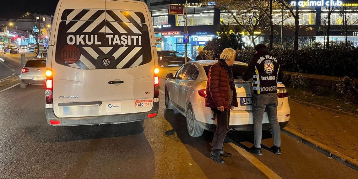 Korsan nakliyecilik yapan minibüs sürücüsüne 42 bin lira ceza