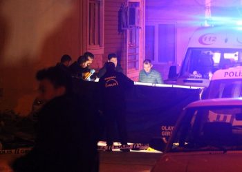 Meskeninde çıkan arbedede bıçaklanan yabancı asıllı kişi öldü