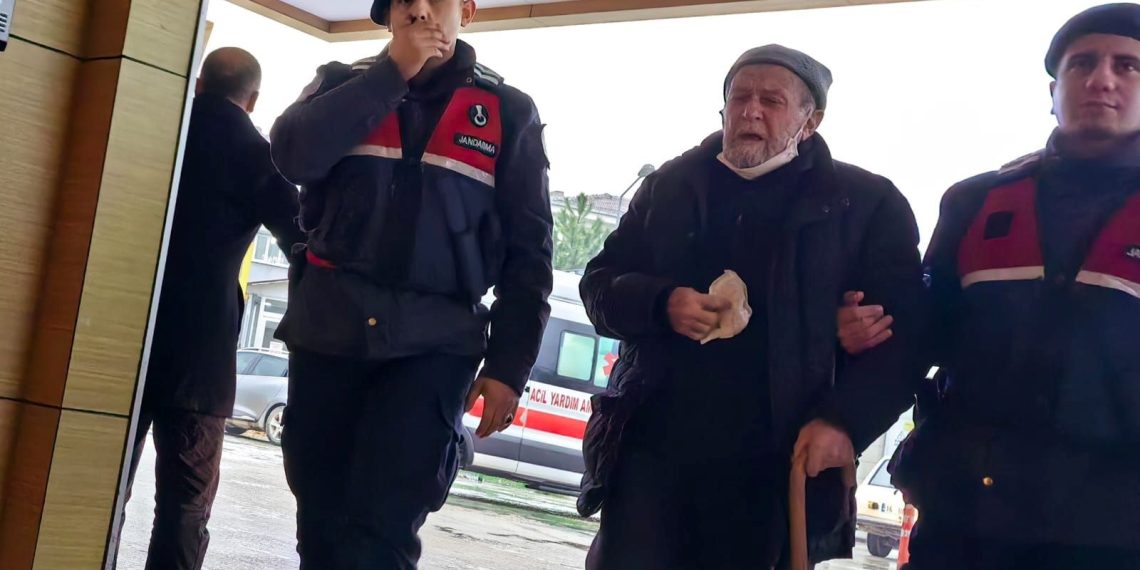 Nafaka ödemediği için 81 yaşında cezaevine girdi