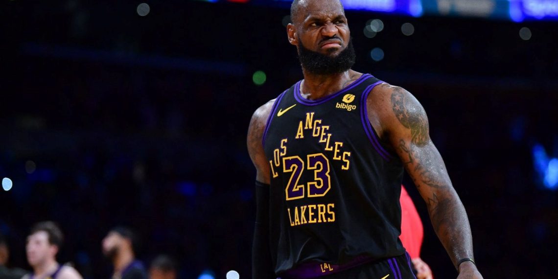 NBA’de Bucks ve Lakers konferans yarı finalinde