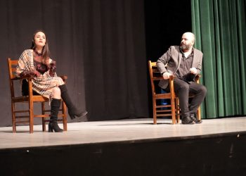 Niğde’de sahnelenen 2 perdelik oyun büyük beğeni topladı