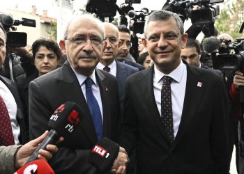 Özel, Kılıçdaroğlu’nu ziyaret etti