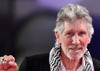 Pink Floyd’un solisti Roger Waters: Biz konuşurken onlar Gazze’de soykırım yapıyor