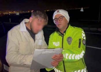 Polisten kaçan ehliyetsiz şoföre 17 bin 973 TL ceza