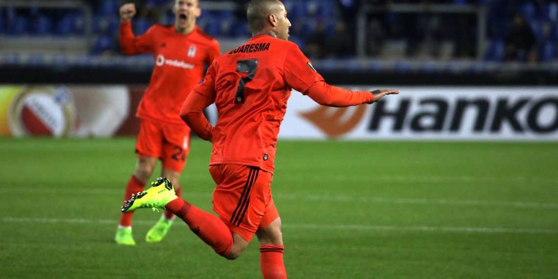 Portekizli yıldız Quaresma Türkiye’de saç ektirdi