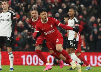Premier Lig’deki gol düellosunu Liverpool kazandı