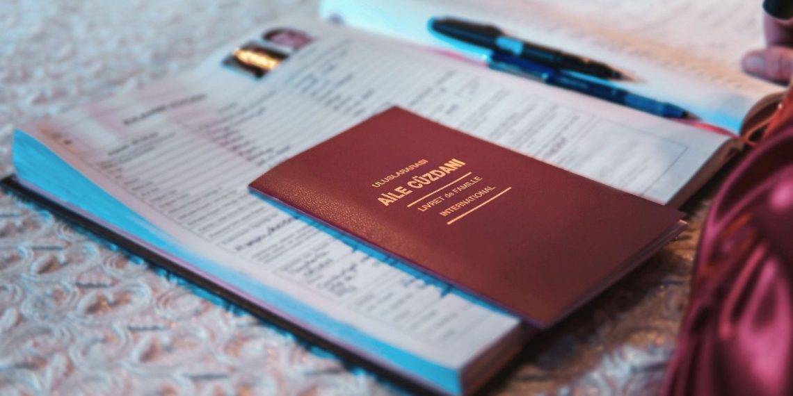 Resmi nikah için 47 yıl oyaladı, 120 bin lira tazminat ödeyecek