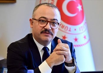 SAM Lideri Yılmaz, İstanbul’da akademisyenlerle buluştu