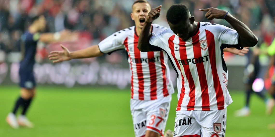 Samsunspor, 3 puanı 4 golle aldı