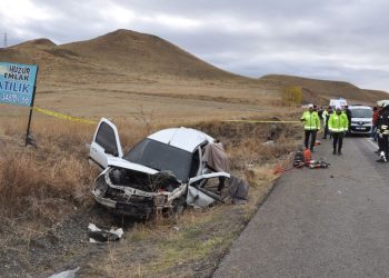 Şarampole devrilen araçta 3 meyyit