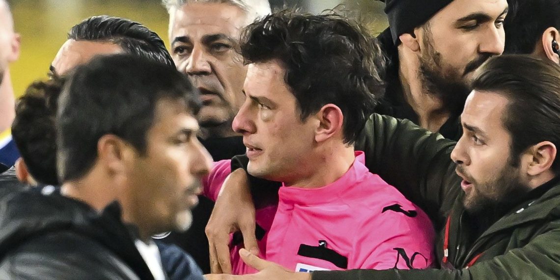 SON DAKİKA: TFF’den yumruklu taarruz açıklaması: Bu olaya katılan herkes bedelini ödeyecek