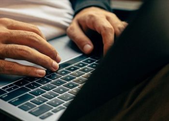 Toplumsal medyada nefret söylemi soruşturmasında yargılama başlıyor