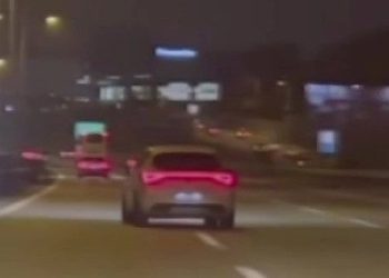 Trafiği tehlikeye atan şoföre 4 bin 936 TL ceza