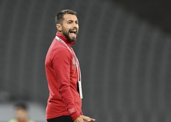 Üstün Lig’de 15 haftada 15. teknik yönetici ayrılığı