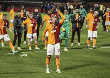 Victor Nelsson, Galatasaray formasıyla “Dalya”ya hazırlanıyor