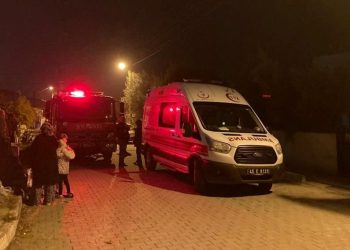 Yaşlı adamın feci sonu: Tamir etmeye çalıştığı sundurmanın altında öldü