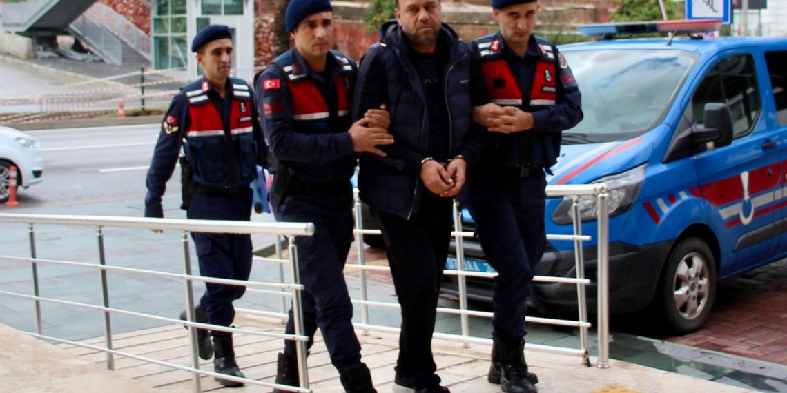 Yaya geçidinde iki kişinin vefatına neden olan şoför tutuklandı