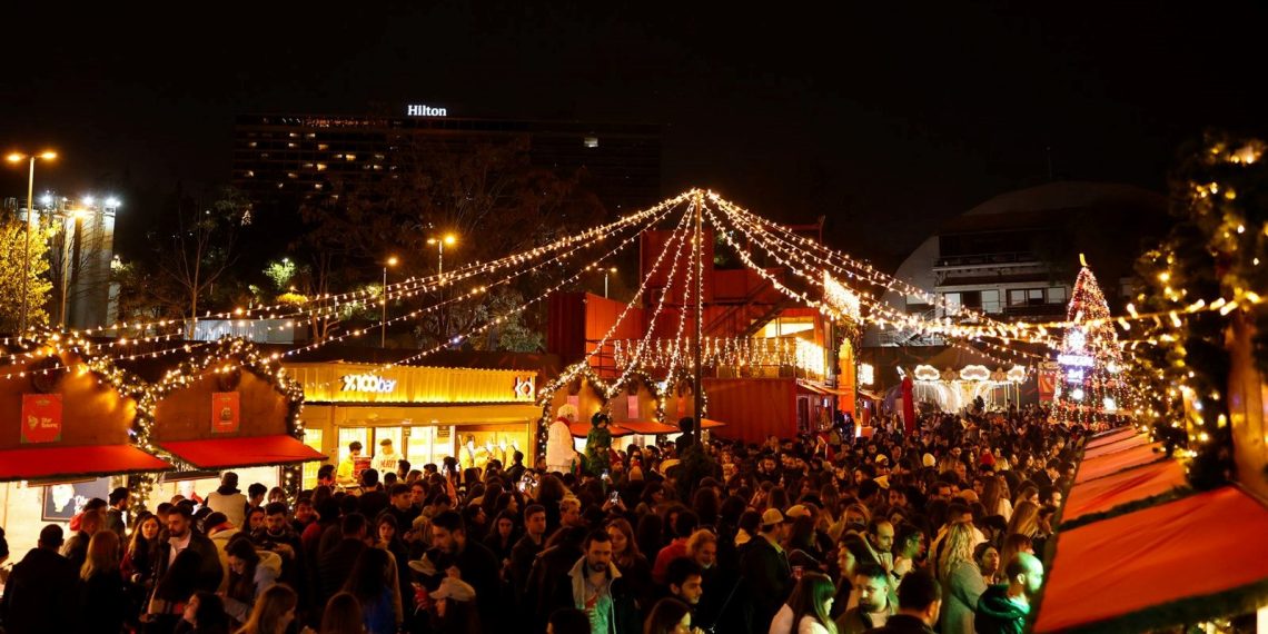 Yılbaşı kasabası Wonder Village Küçükçiftlik Park’ta açıldı