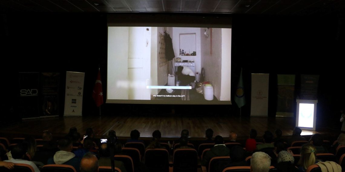 1. Memleketler arası Dicle Belgesel ve Kısa Sinema Şenliği’nin açılışı gerçekleşti