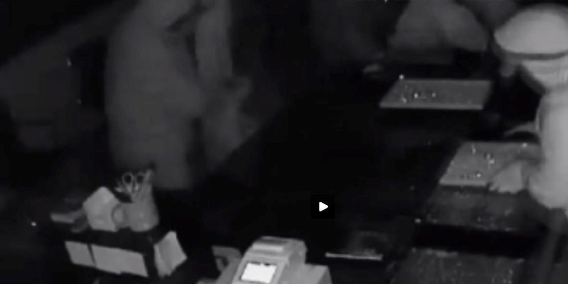 2 dakikada 12 milyonluk kuyumcu vurgunu