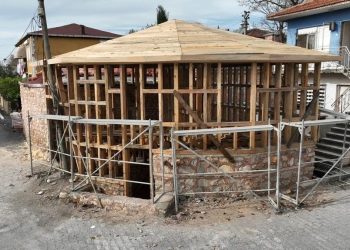 700 yıllık tarih kokan meskenler yenileniyor