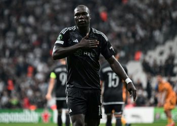 Aboubakar’ın menajerinden idareye rest