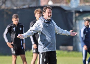 Altay, Yusuf Şimşek idaresinde birinci galibiyetini arıyor